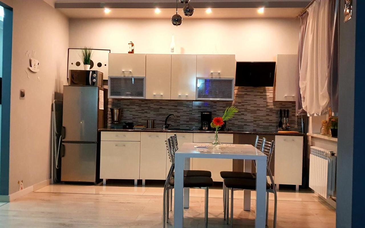 Apartamenty Sofija Deluxe Centrum Zielona Gora  Ngoại thất bức ảnh